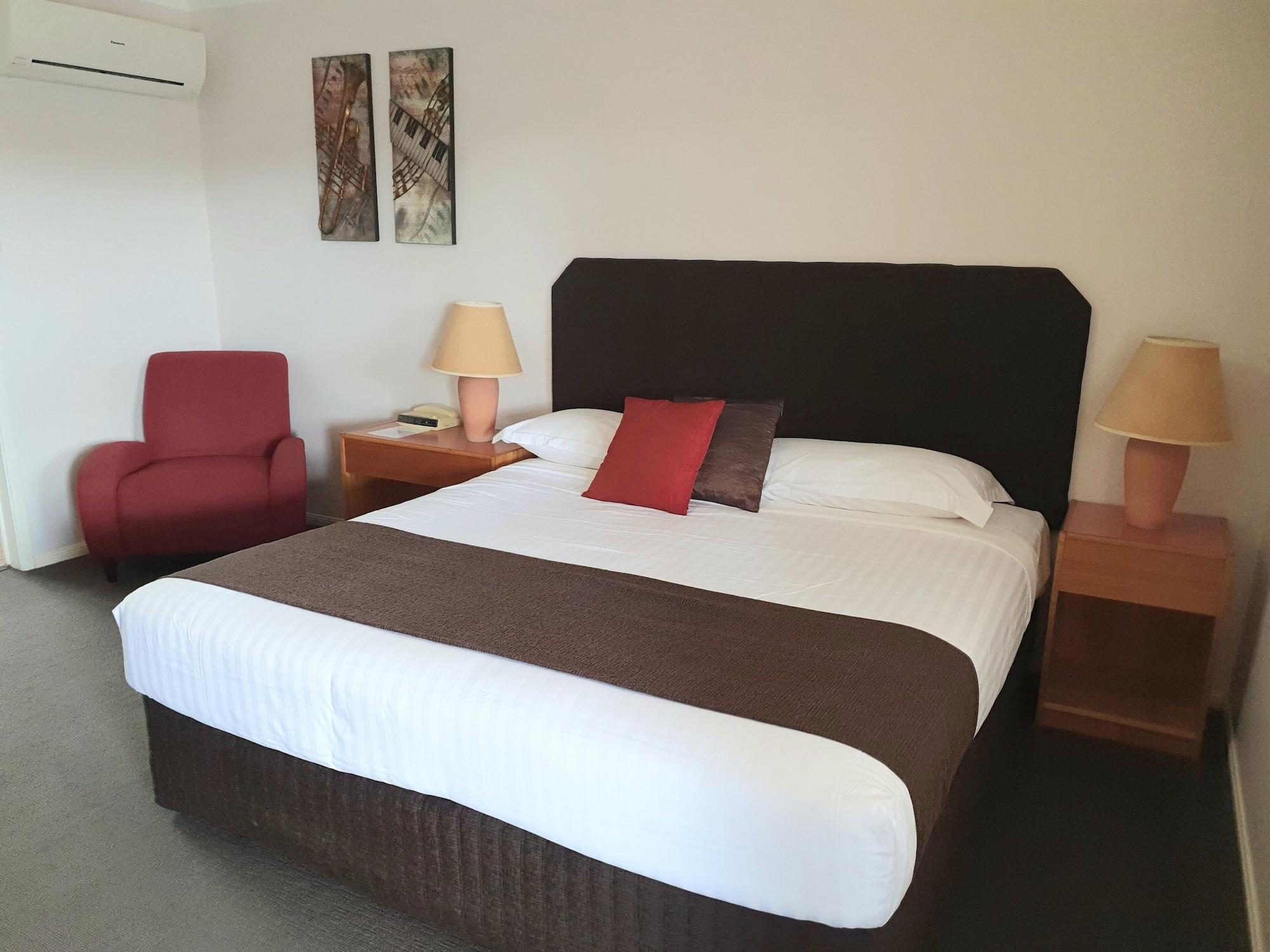 Mcnevins Maryborough Motel Esterno foto