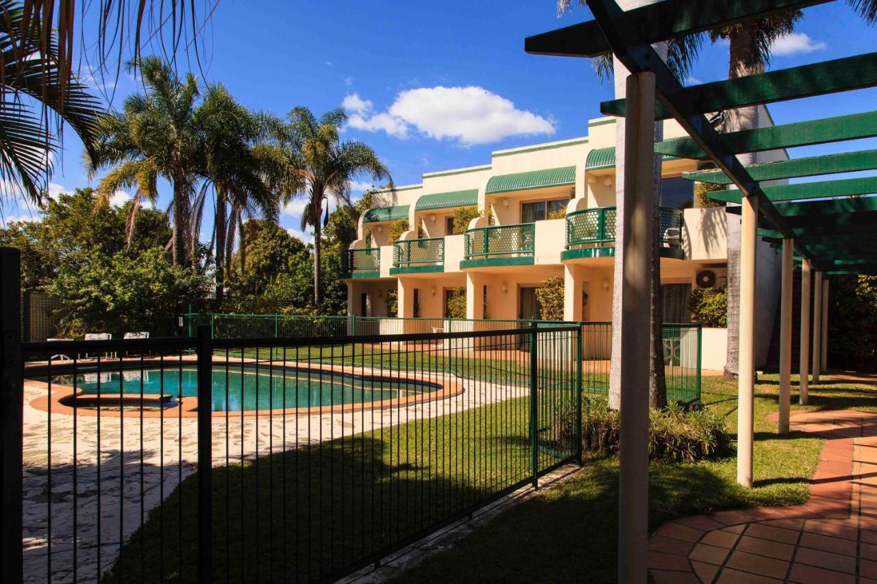 Mcnevins Maryborough Motel Esterno foto