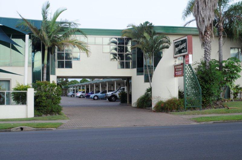 Mcnevins Maryborough Motel Esterno foto